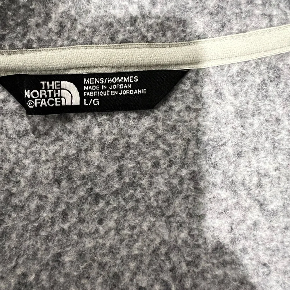 The North Face Charcoal Sleeveless Jacket NWOT Men's Tsillan Knit Full Zip Vest